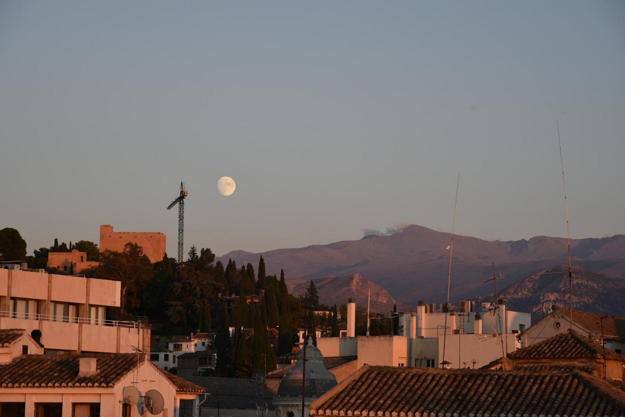 Atico Panorama Catedral Apartment Granada Bagian luar foto